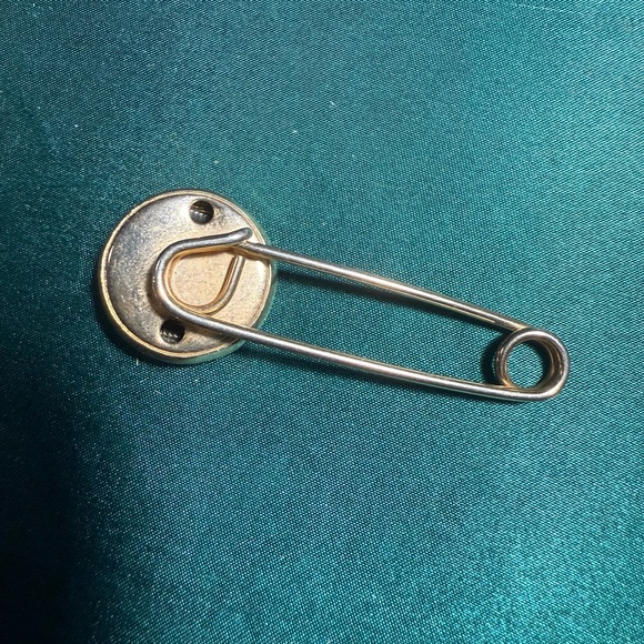 Source Unknown Gold Brooch Pin‎ - Picture 2 of 3